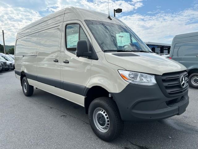 new 2025 Mercedes-Benz Sprinter 2500 car, priced at $72,862
