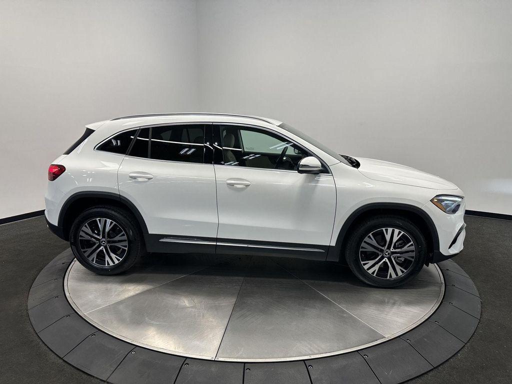 used 2025 Mercedes-Benz GLA 250 car, priced at $38,900
