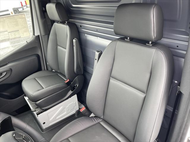 new 2025 Mercedes-Benz Sprinter 2500 car, priced at $60,183