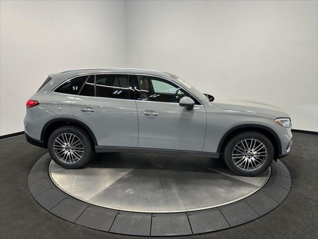 new 2025 Mercedes-Benz GLC 300 car, priced at $61,655