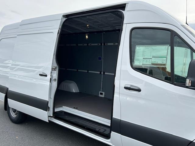 new 2026 Mercedes-Benz Sprinter 2500 car, priced at $66,689