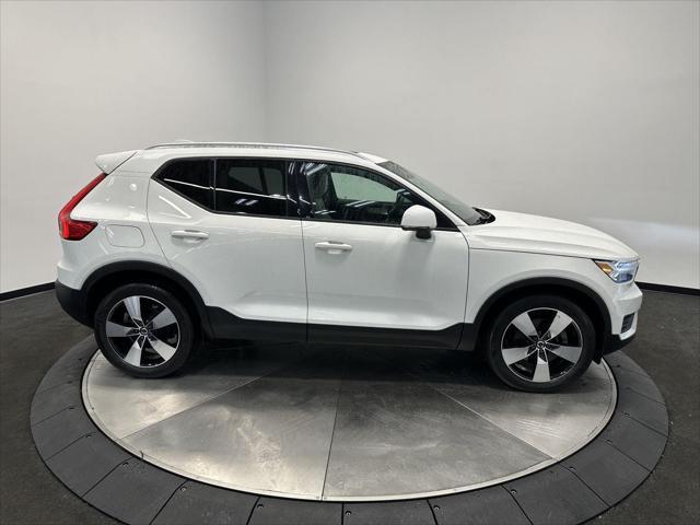 used 2020 Volvo XC40 car, priced at $26,900
