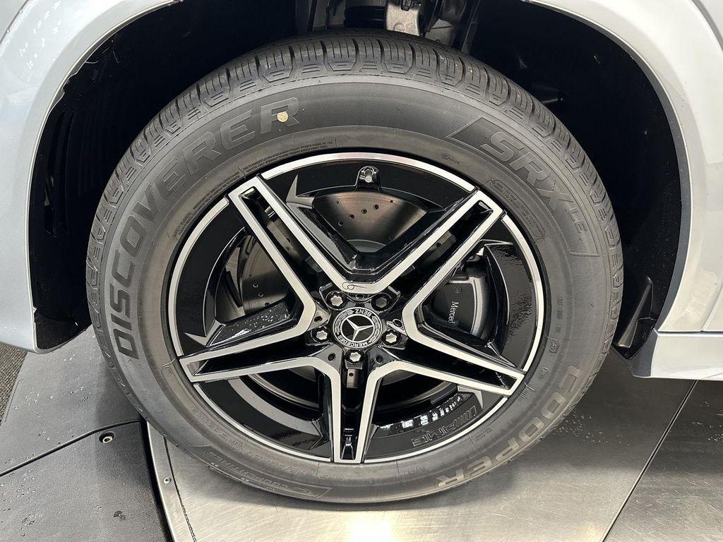 new 2026 Mercedes-Benz GLE 450 car, priced at $81,665