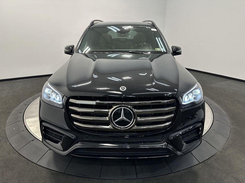 new 2025 Mercedes-Benz GLS 450 car, priced at $104,305