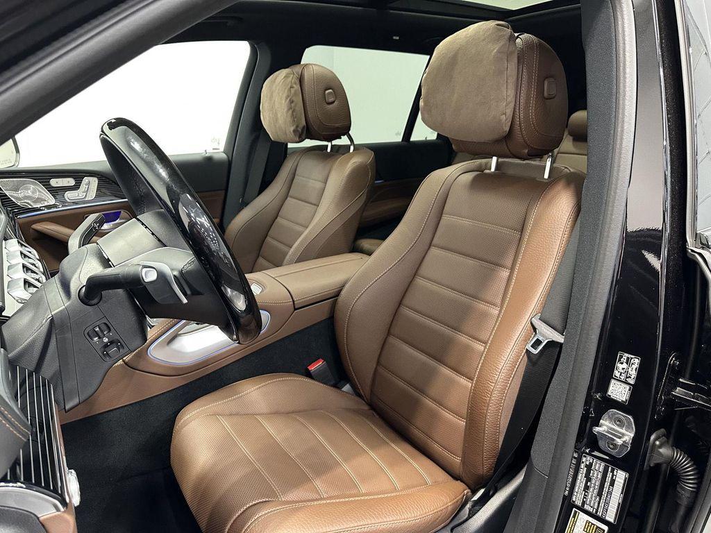 new 2025 Mercedes-Benz GLS 450 car, priced at $104,305