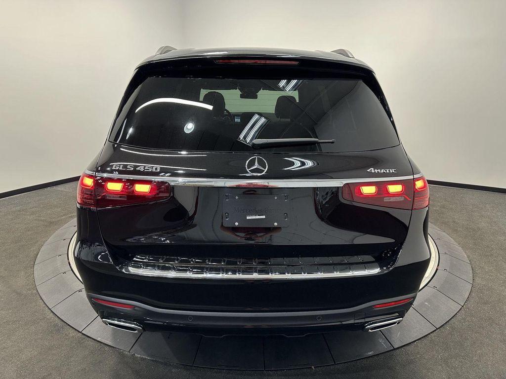new 2025 Mercedes-Benz GLS 450 car, priced at $104,305