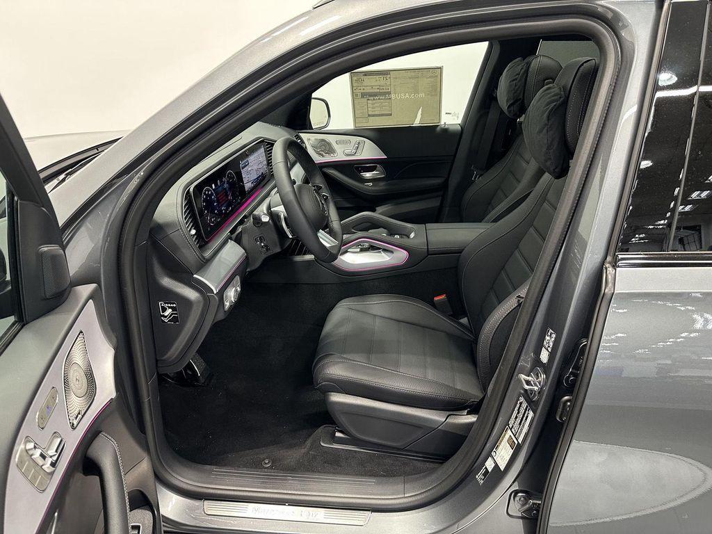 new 2026 Mercedes-Benz GLS 450 car, priced at $106,390