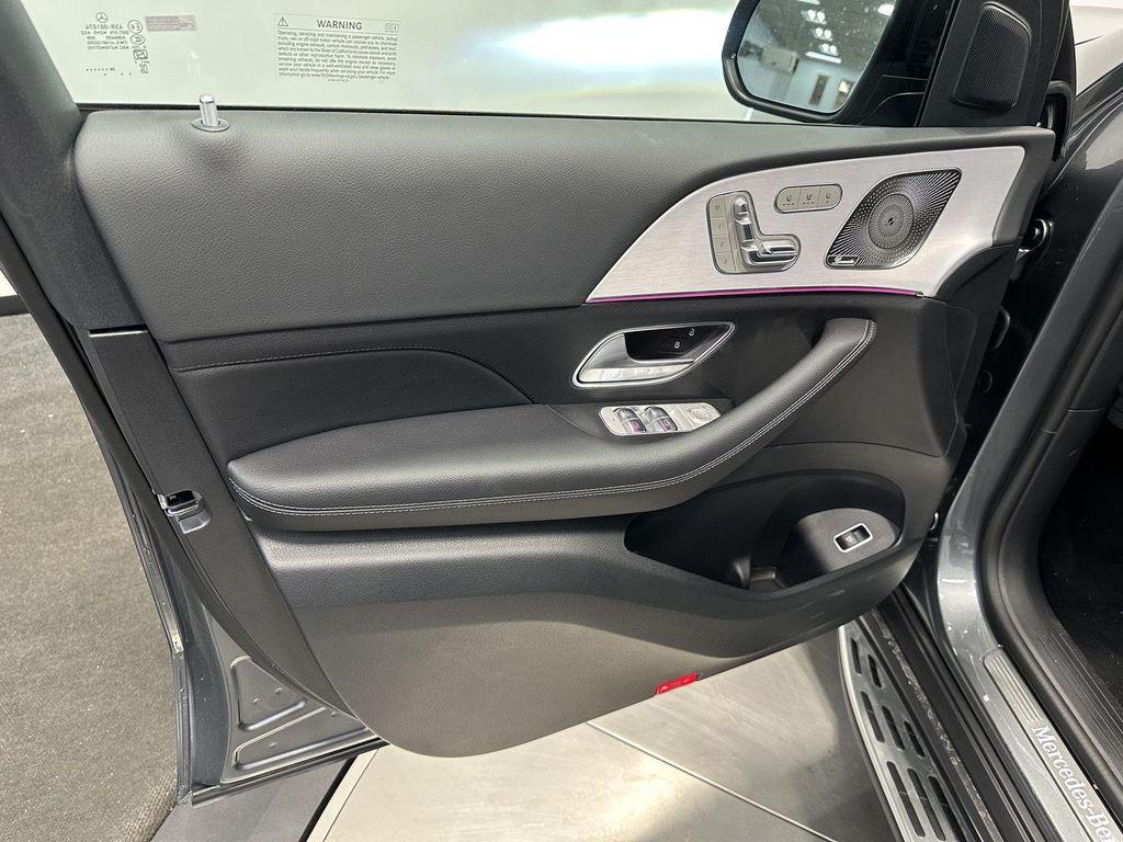new 2026 Mercedes-Benz GLS 450 car, priced at $106,390