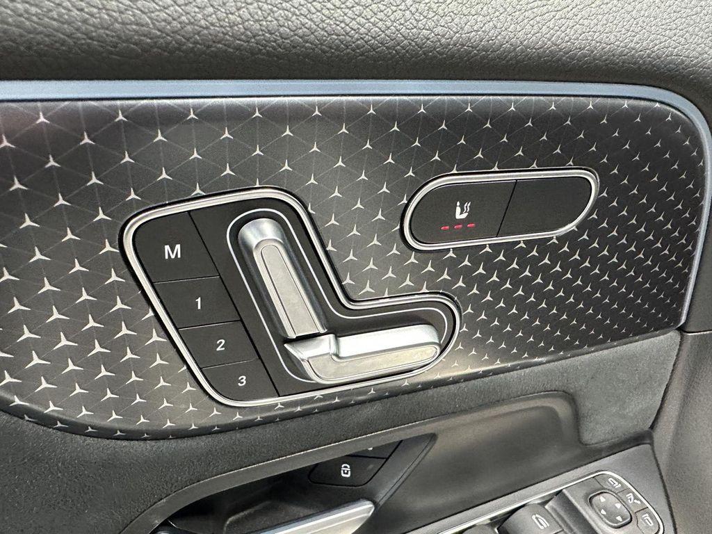 used 2025 Mercedes-Benz GLA 250 car, priced at $45,900