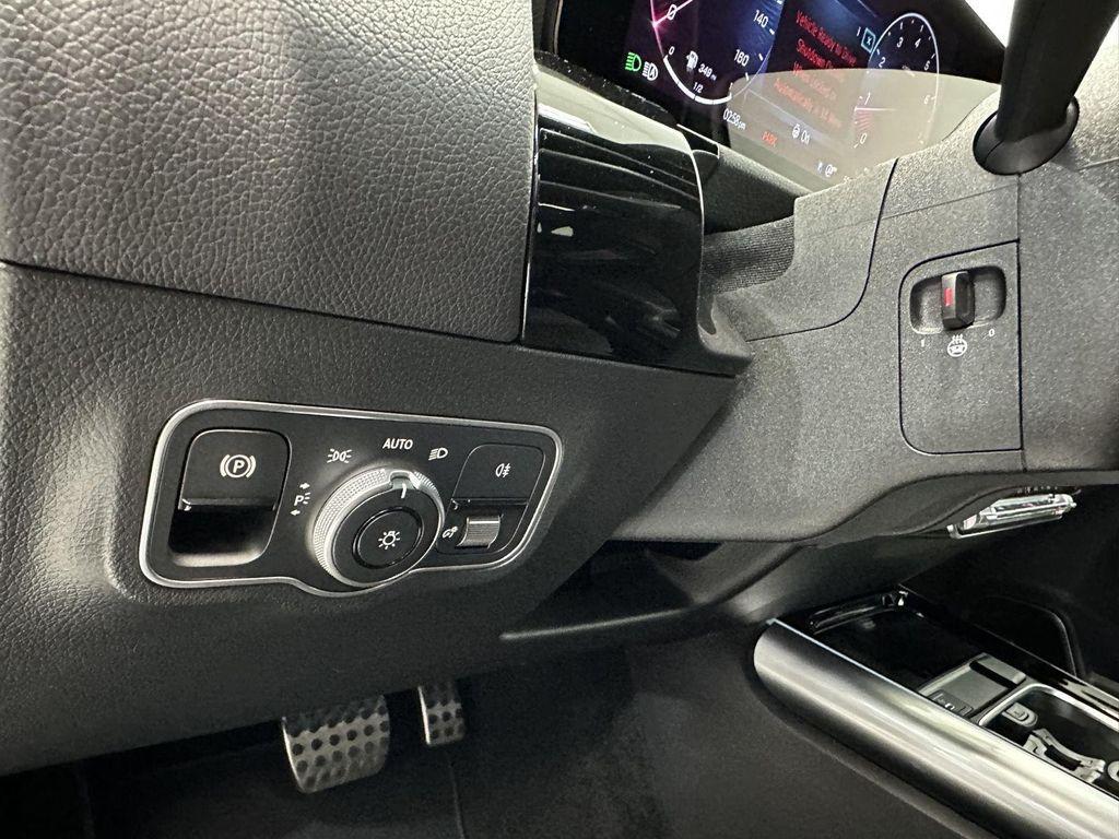 used 2025 Mercedes-Benz GLA 250 car, priced at $45,900