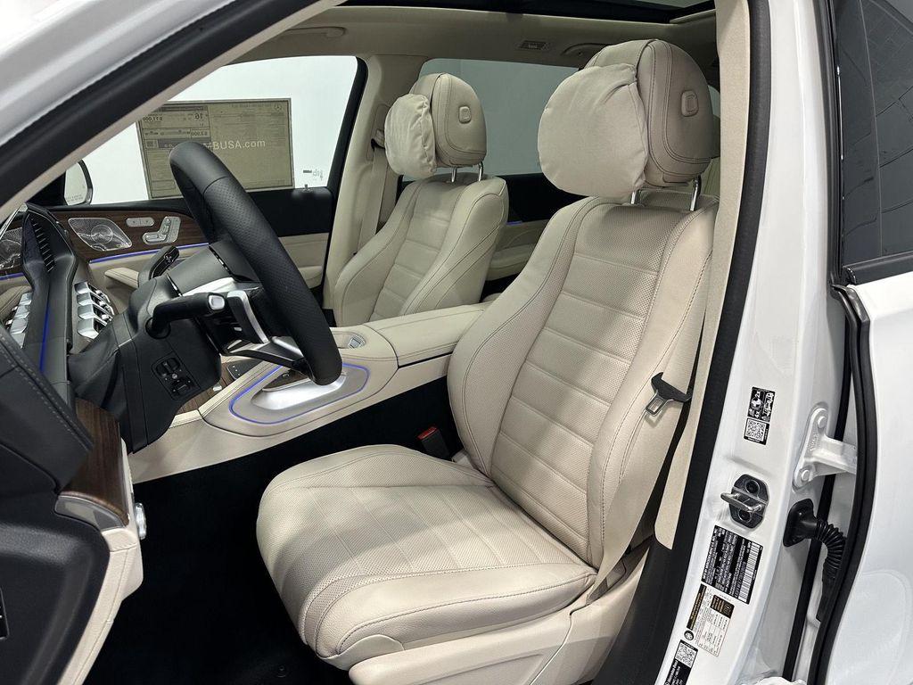 new 2026 Mercedes-Benz GLS 580 car, priced at $124,050