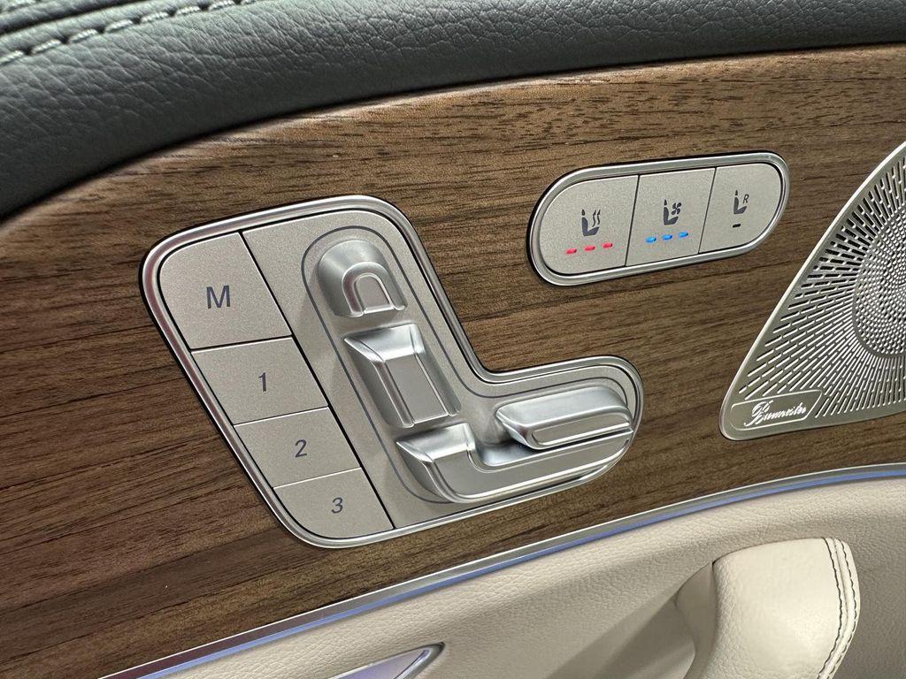 new 2026 Mercedes-Benz GLS 580 car, priced at $124,050