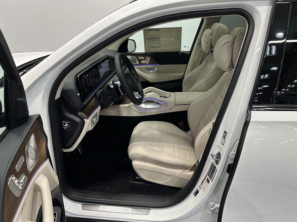 new 2026 Mercedes-Benz GLS 580 car, priced at $124,050