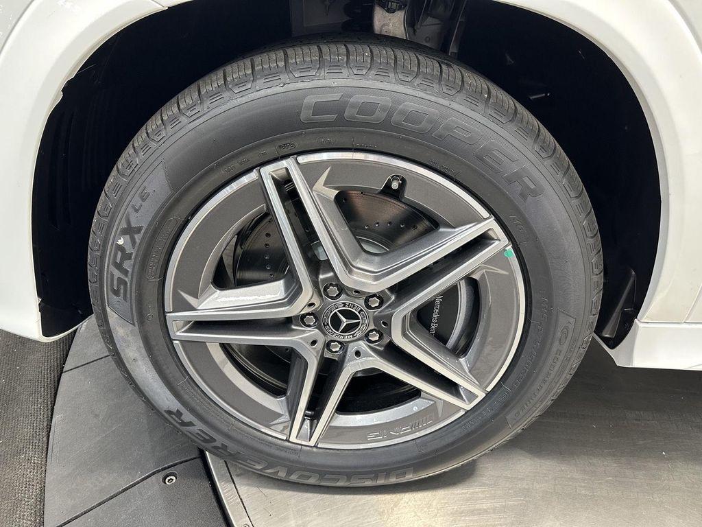 new 2026 Mercedes-Benz GLE 450 car, priced at $77,495