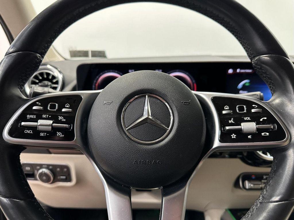 used 2022 Mercedes-Benz GLA 250 car, priced at $28,900