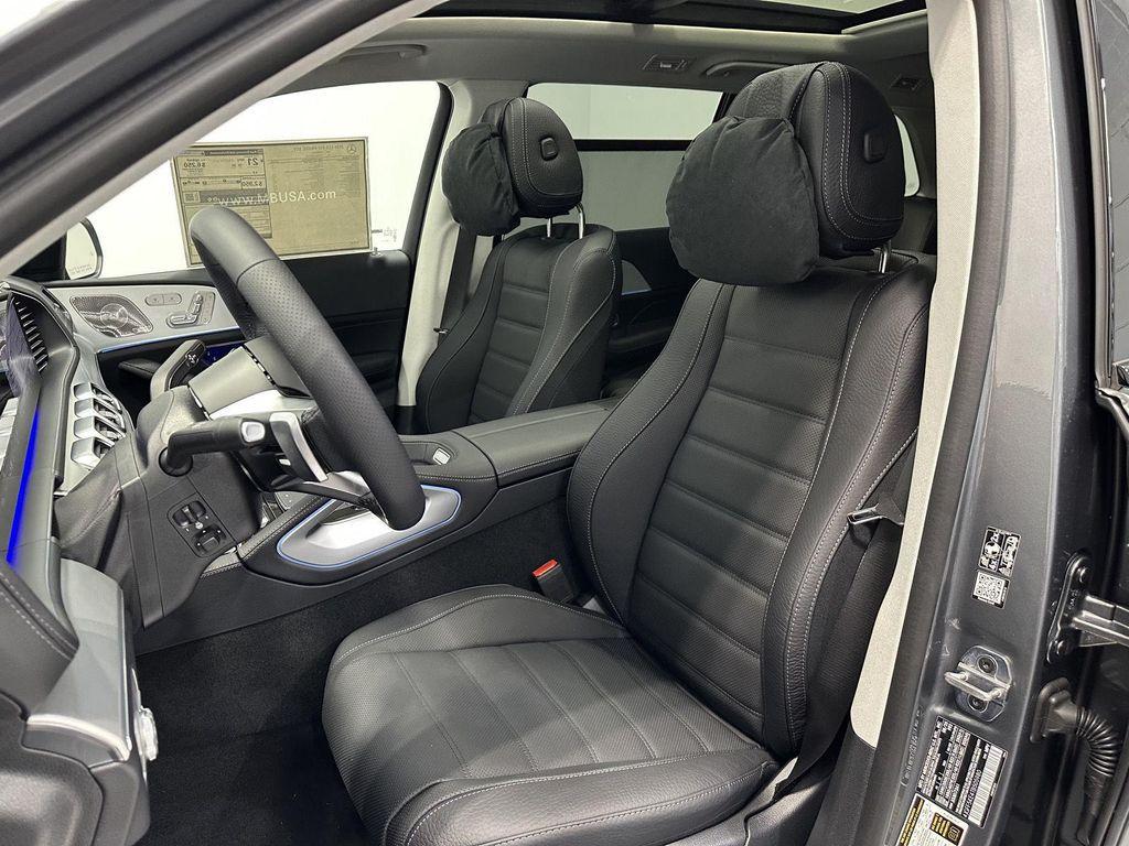 new 2026 Mercedes-Benz GLS 450 car, priced at $105,490