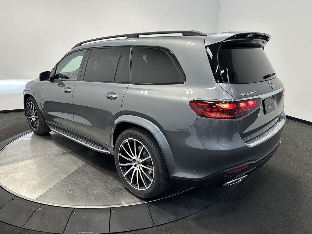 new 2026 Mercedes-Benz GLS 450 car, priced at $105,490