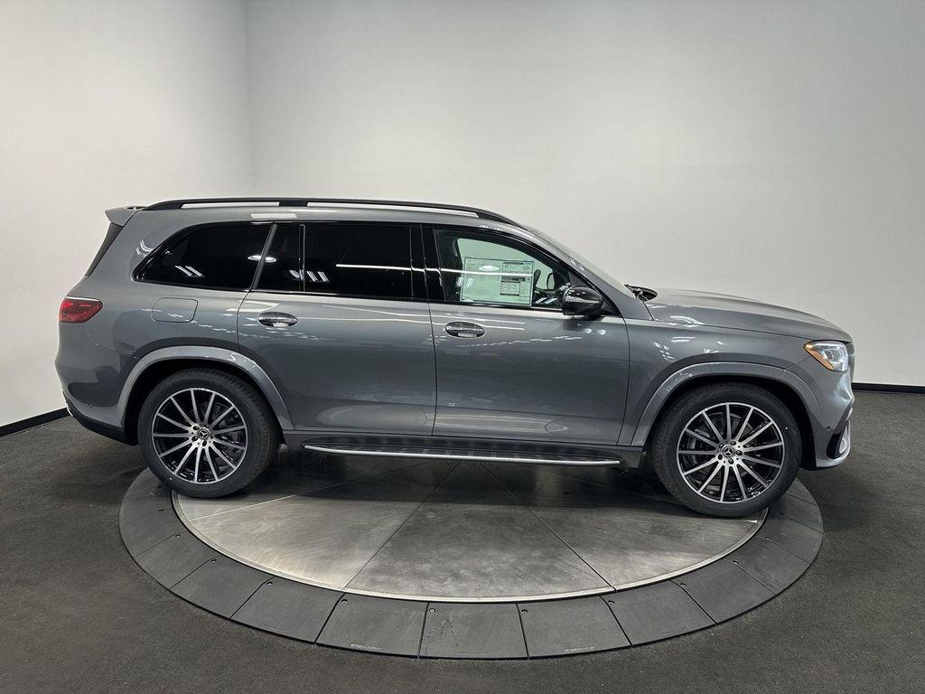 new 2026 Mercedes-Benz GLS 450 car, priced at $105,490