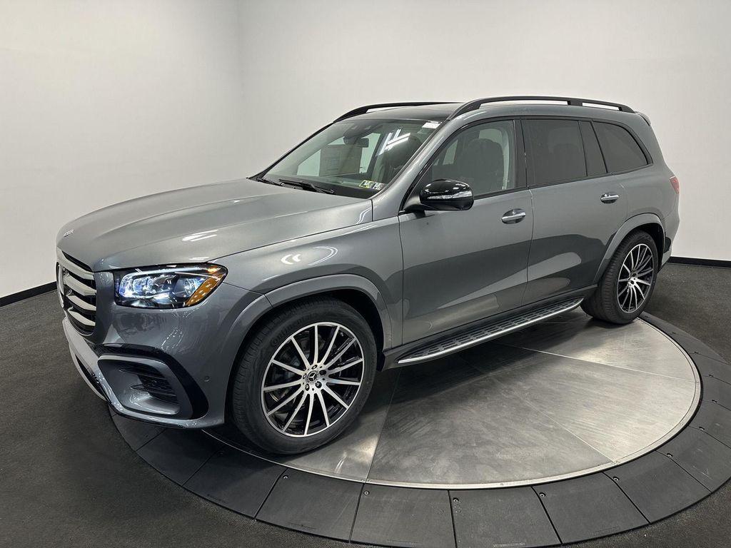 new 2026 Mercedes-Benz GLS 450 car, priced at $105,490
