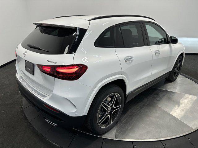 new 2025 Mercedes-Benz GLA 250 car, priced at $52,125