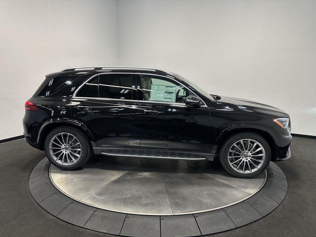 new 2026 Mercedes-Benz GLE 450 car, priced at $79,245