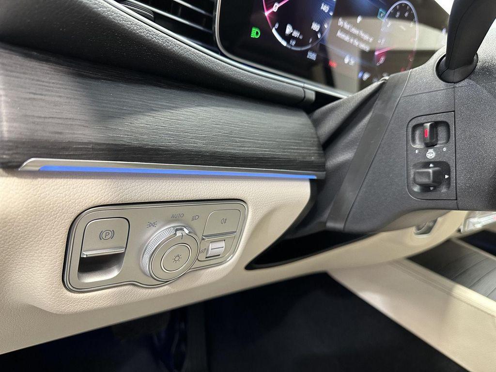 new 2026 Mercedes-Benz GLE 450 car, priced at $79,245