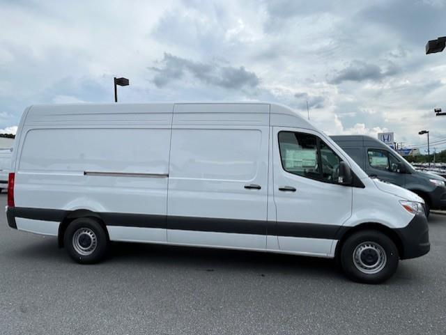 new 2025 Mercedes-Benz Sprinter 2500 car, priced at $61,173