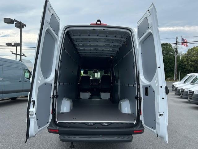 new 2025 Mercedes-Benz Sprinter 2500 car, priced at $61,173