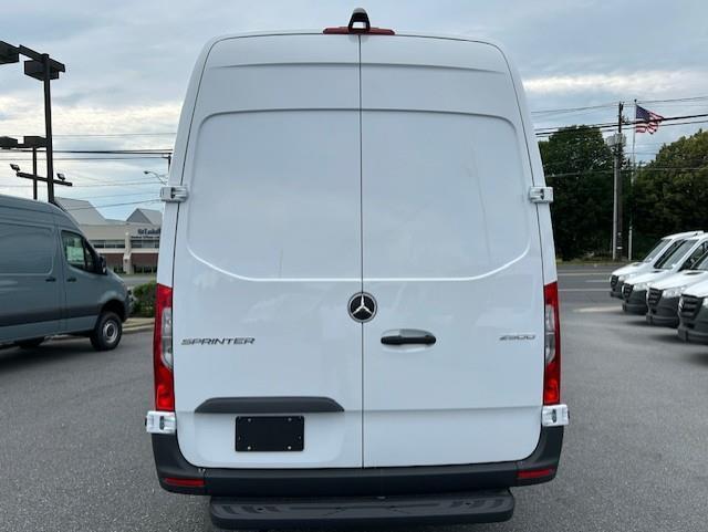 new 2025 Mercedes-Benz Sprinter 2500 car, priced at $61,173