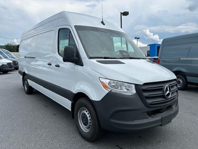 new 2025 Mercedes-Benz Sprinter 2500 car, priced at $61,173