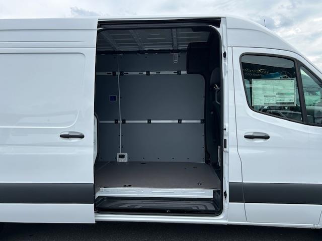 new 2025 Mercedes-Benz Sprinter 2500 car, priced at $61,173