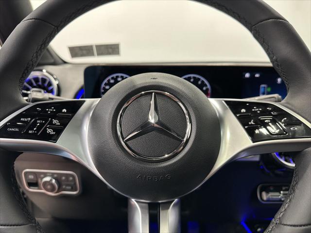 new 2025 Mercedes-Benz GLB 250 car, priced at $51,095