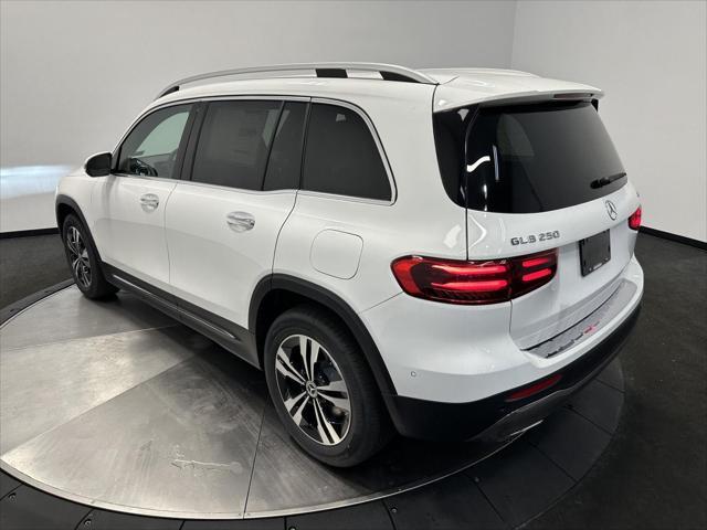 new 2025 Mercedes-Benz GLB 250 car, priced at $49,595