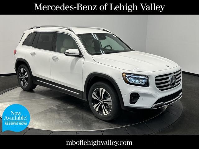 new 2025 Mercedes-Benz GLB 250 car, priced at $49,595