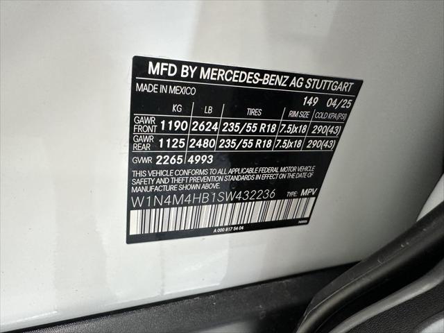 new 2025 Mercedes-Benz GLB 250 car, priced at $49,595