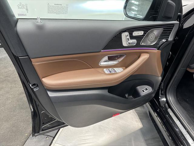 new 2025 Mercedes-Benz GLS 450 car, priced at $104,330