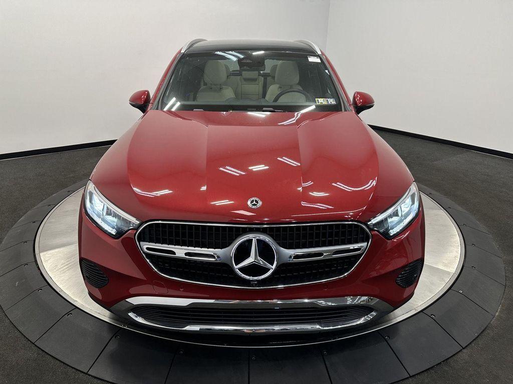 new 2025 Mercedes-Benz GLC 350e car, priced at $67,370