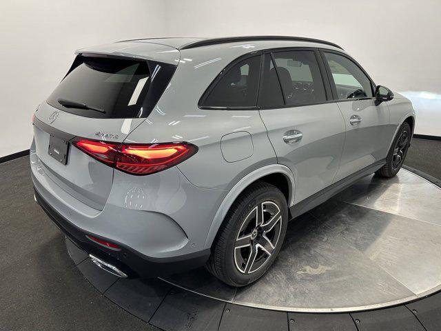 new 2025 Mercedes-Benz GLC 300 car, priced at $61,070