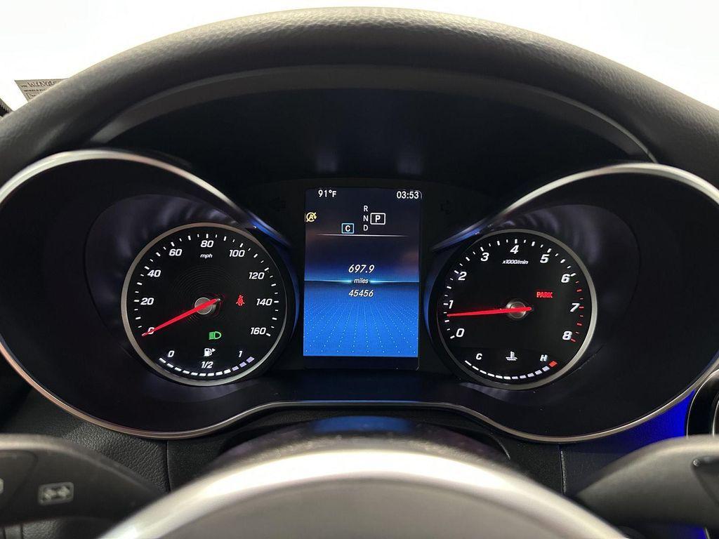 used 2022 Mercedes-Benz GLC 300 car, priced at $33,900