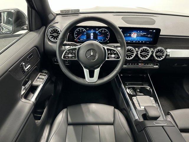 new 2023 Mercedes-Benz GLB 250 car, priced at $49,685