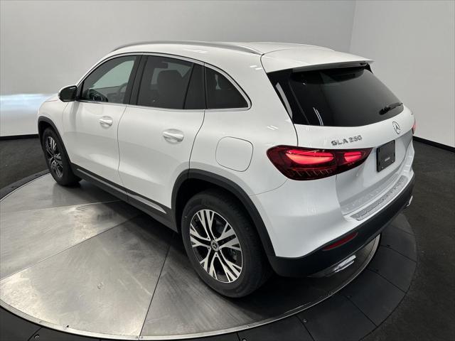 new 2025 Mercedes-Benz GLA 250 car, priced at $44,250