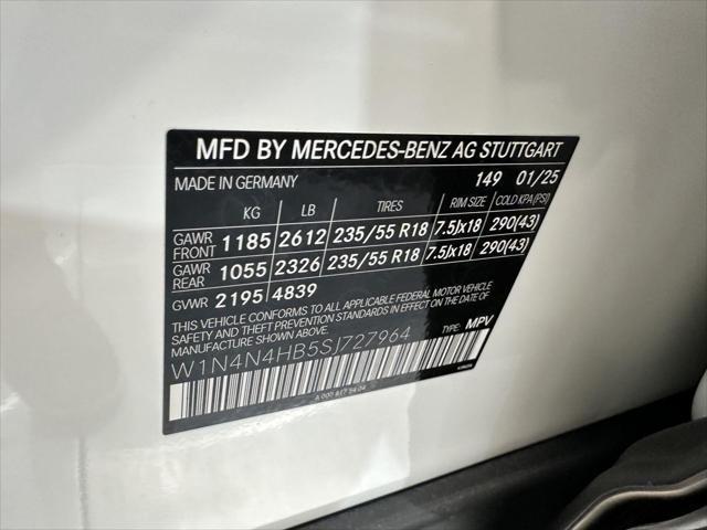 new 2025 Mercedes-Benz GLA 250 car, priced at $44,250