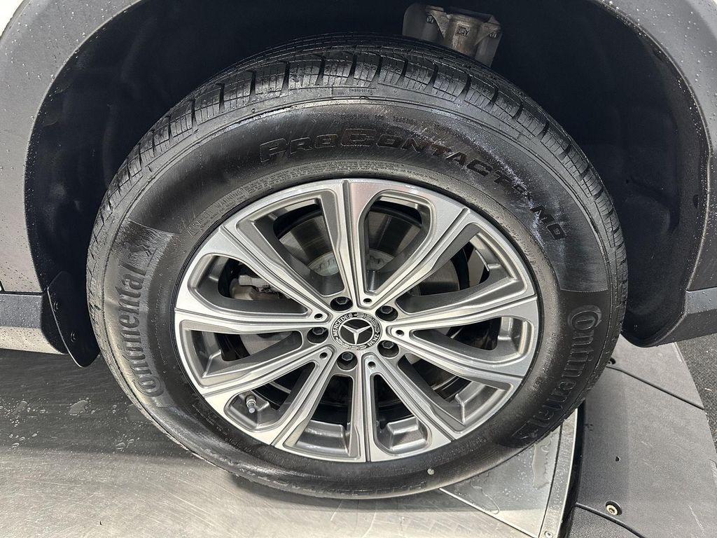 used 2025 Mercedes-Benz GLC 300 car, priced at $47,600