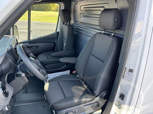 new 2024 Mercedes-Benz Sprinter 2500 car, priced at $59,958