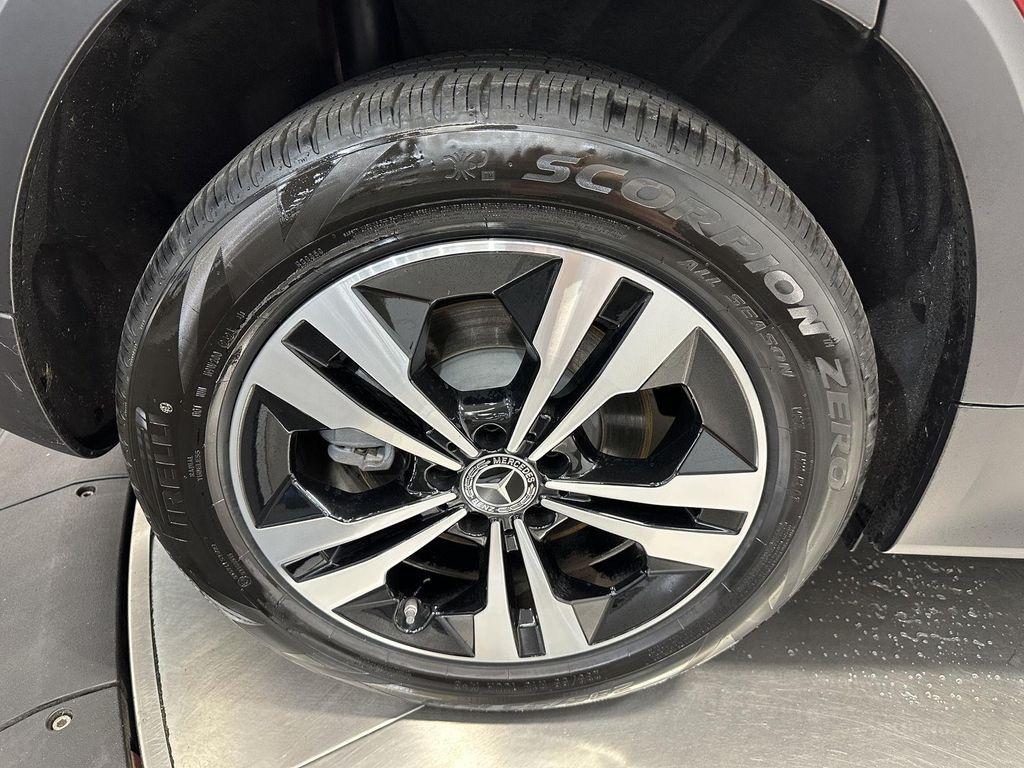 used 2025 Mercedes-Benz GLB 250 car, priced at $43,500