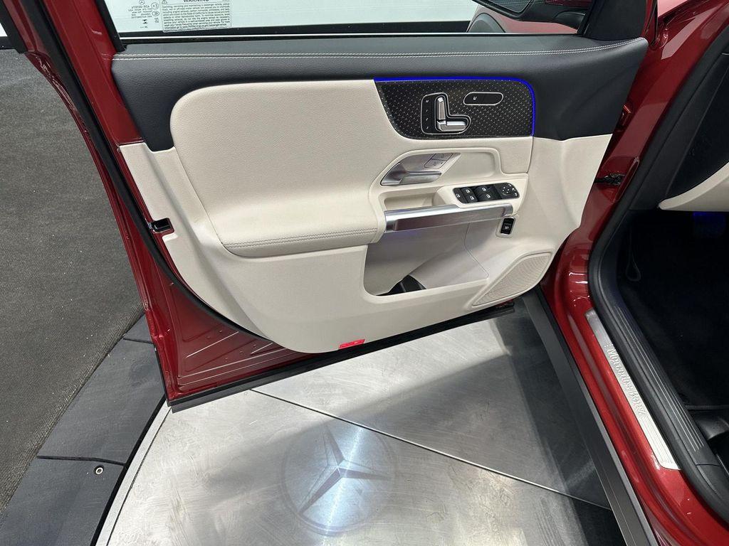 used 2025 Mercedes-Benz GLB 250 car, priced at $43,500