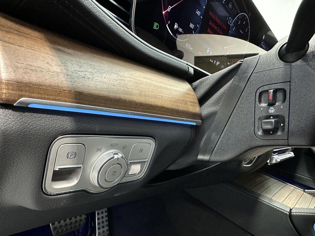 new 2025 Mercedes-Benz GLS 450 car, priced at $95,525