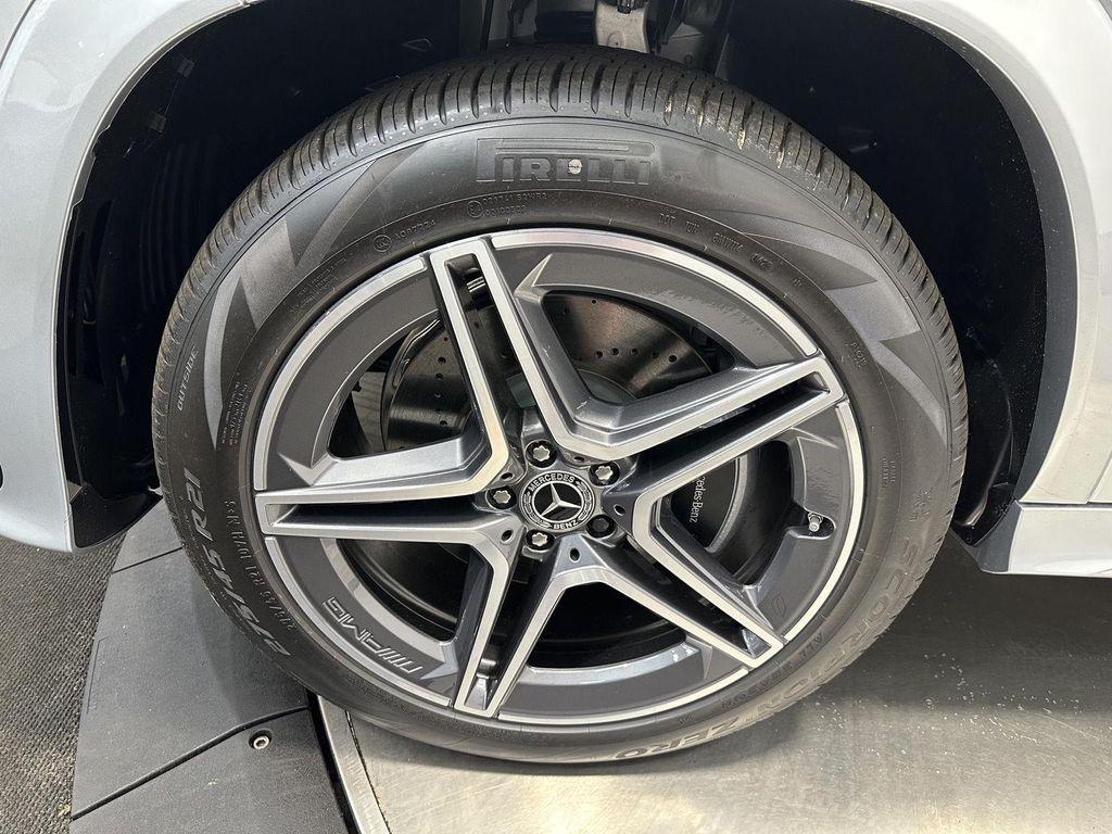 new 2025 Mercedes-Benz GLS 450 car, priced at $95,525