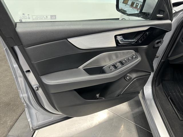 used 2024 Acura MDX car, priced at $44,900