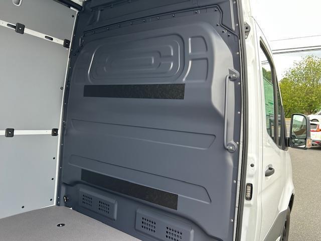 new 2025 Mercedes-Benz Sprinter 2500 car, priced at $63,144